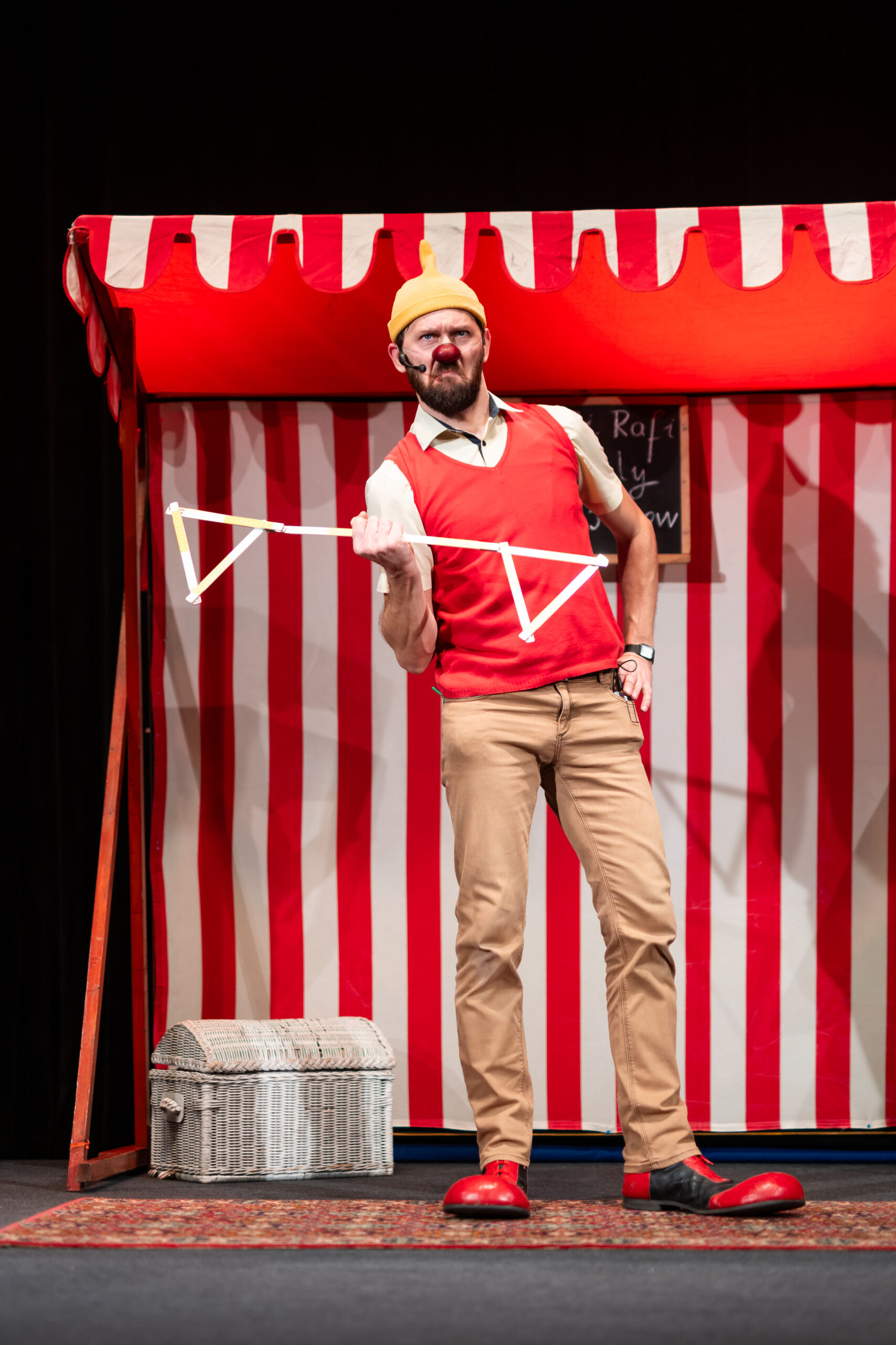 Teatr Czerwona Walizka – spektakl „Rufi Rafi Show” + maszyna kleksograficzna